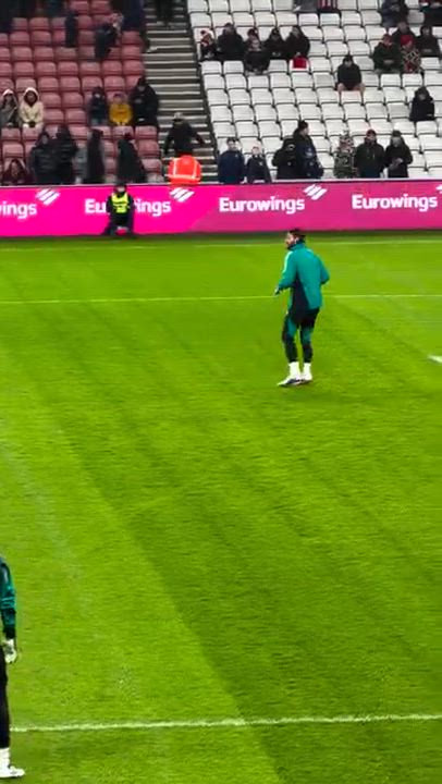 @lekeelekee @sportsjustice @arisenews 
Alisson Becker ❤️ Liverpool F.C