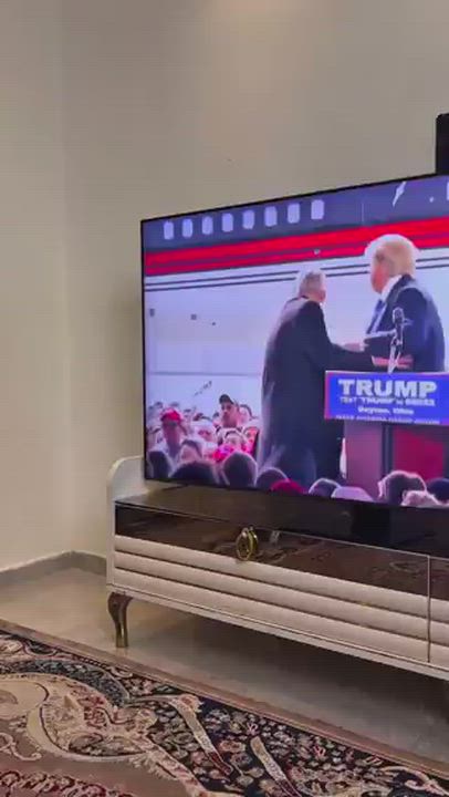 The slapping of Trump