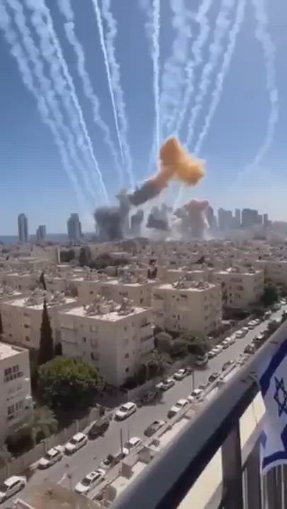 Did BB calculated this rain?

Tel Aviv today , Israeli experts are now sounding the alarm: Iranian...