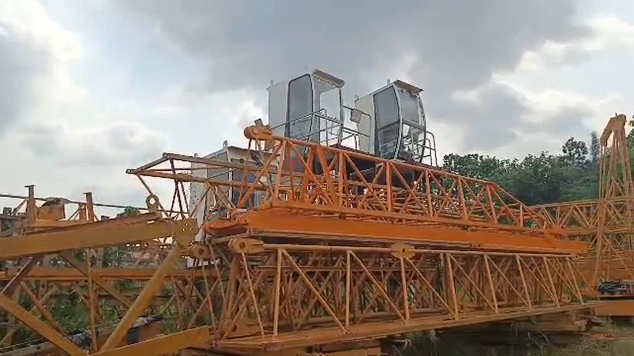 Tower crane and mobile crane available for hiring @equipmentshare.ng 

Call or Whatsapp 0903126556...