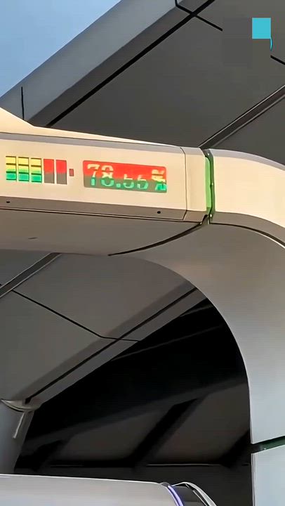 China tests instant rapid charge for electric bus.
