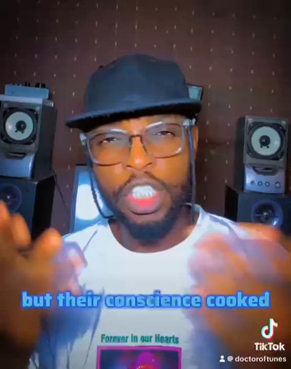 Naija hypocrisy is one of the worst things happening to the country. @lekeelekee @anitekno @arisenew...