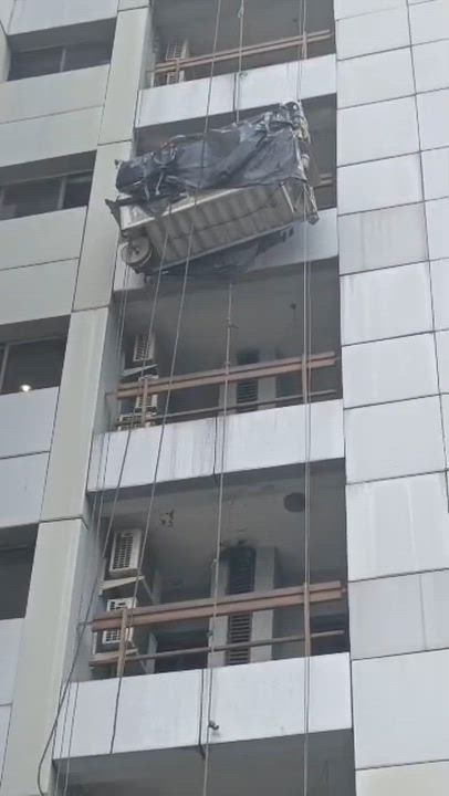 Craddle is available for hiring at Equipmentshare.ng.

Craddle help in lifting heavy materials fro...
