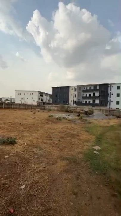 RESIDENTIAL PLOT LOCATED IN JAHI BY GILMOR ABUJA FOR SALE:

★DETAILS★
Land Size:1800sqm
Title: CofO...
