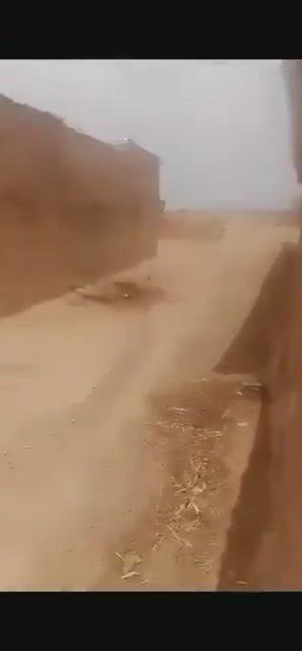 TRENDING VIDEO of Local vigilantes and community members bravely defended the Yar Tasha Sahabi commu...