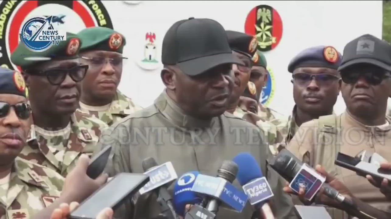 Video: Defence Minister, CG Musa Send Last Warning To Gumi and Other Terrorists Sympathisers!!!