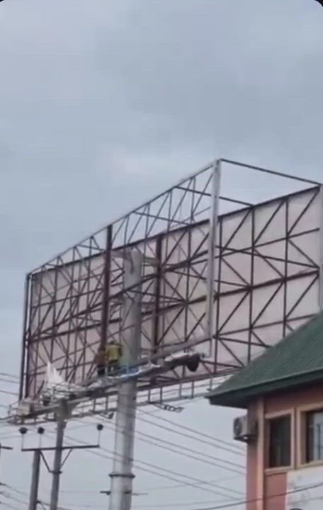 Blord’s banner With VeryDarkMan’s face has been removed after Blord got remanded in Kuje prison