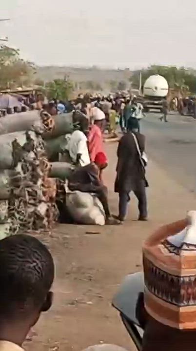 Lakurawa bandits launched a violent attack on the Garo community in Kebbi State, resulting in multip...