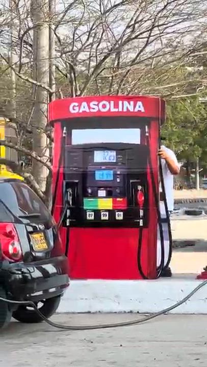 The evolution of street hustling!

#LekeeLekee #Trending #BreakingNews