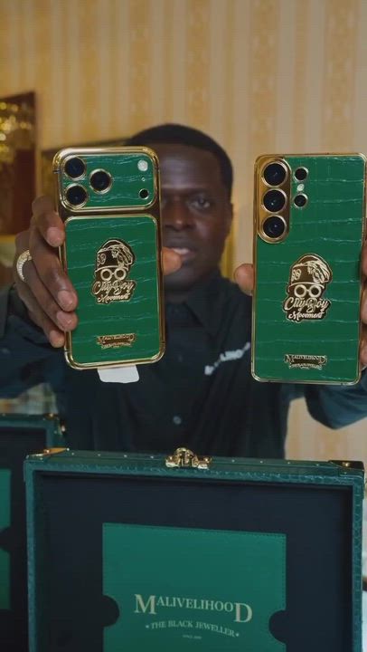 City boys movement now have customized gold phones 📱