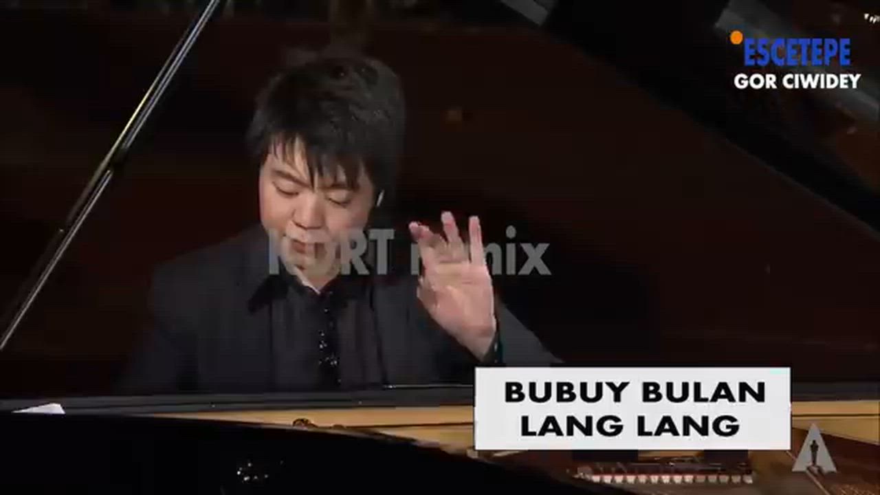 for your weekend listening pleasure and  entertainment... amazing BUBUY BULAN - LANG LANG Live...