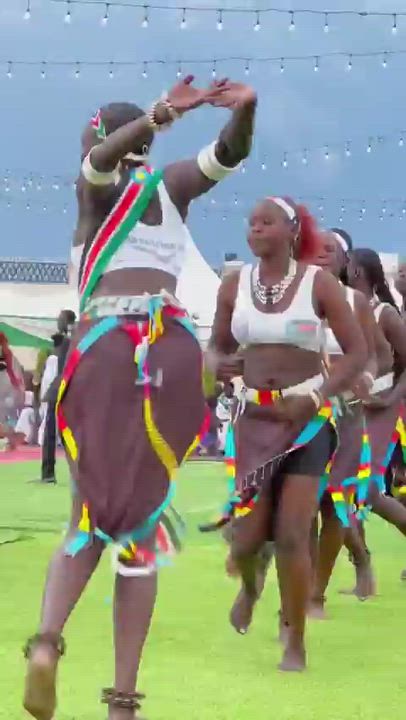 Our mood right now!  

The attached clip shows our mood right now...
because @AlikoDangote
 built a...