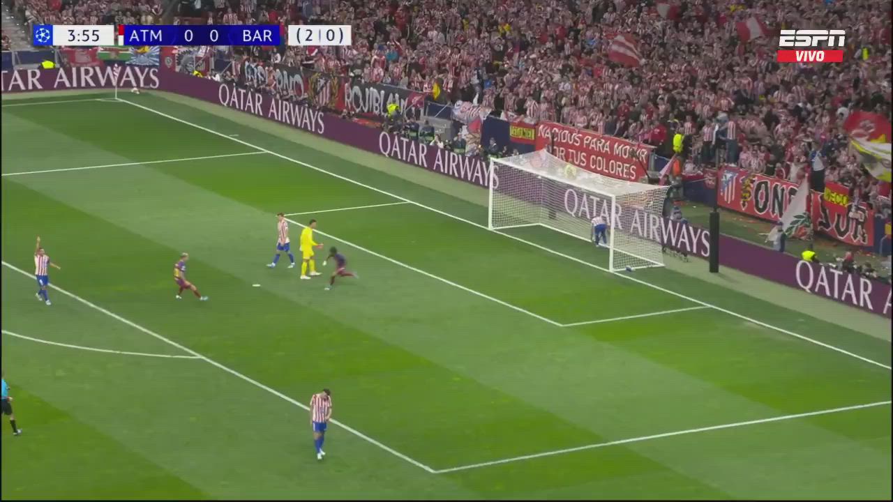 It only took Lamine Yamal FOUR minutes to score in tonight's #ChampionsLeague match 🔥

⏱️25': Atl...