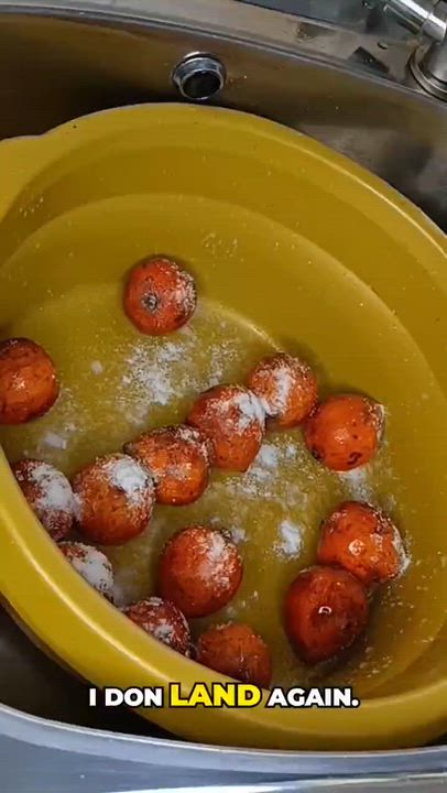 HOW I TURNED THIS STREET FRUIT INTO A PREMIUM DESSERT!

THIS IS A HEAT HACK IN TODAY'S LAGOS BY THE...