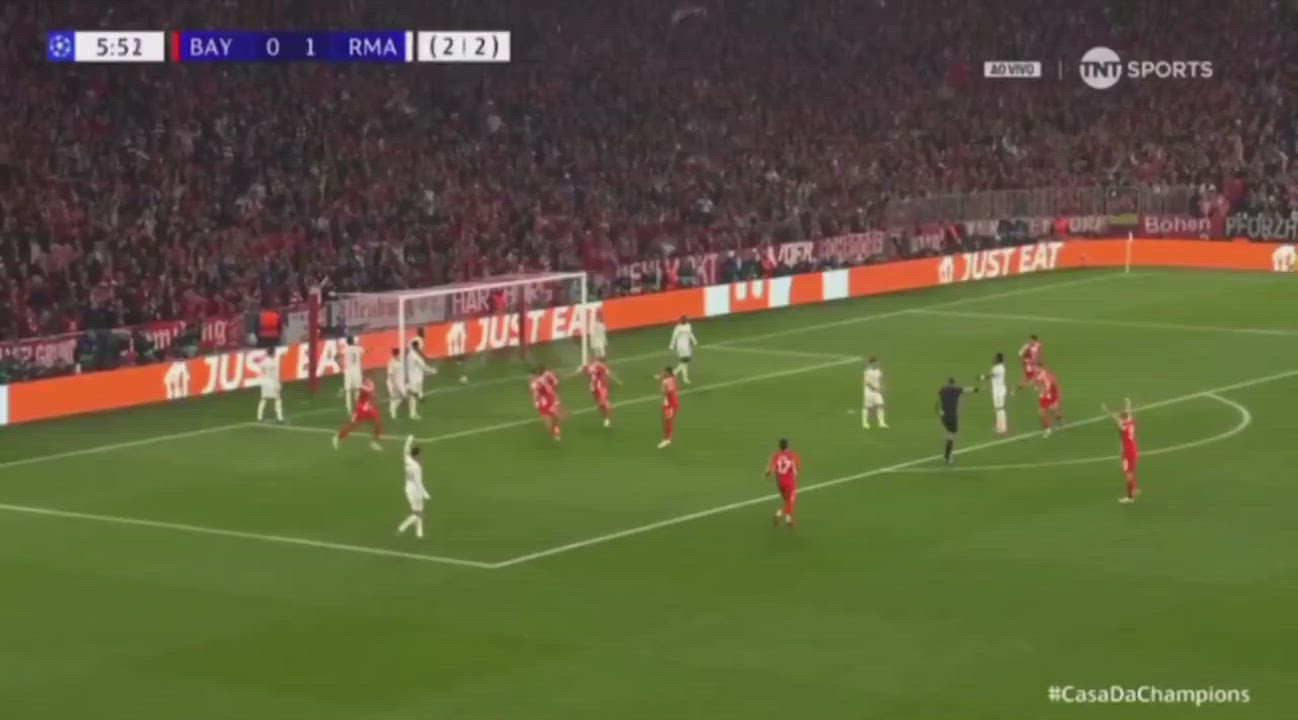 Bayern's Aleksandar Pavlovic equalized the game with powerful goal (6') ⚽🔥.

⏱️ 20': Bayern 1 -...