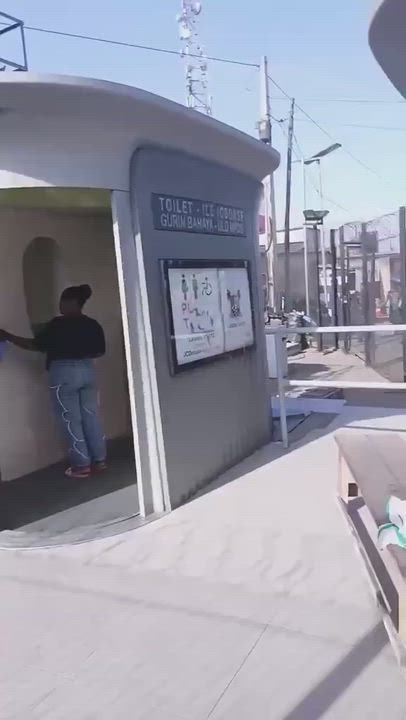 Lagos State Government deploys 1,710 public toilets across city to prevent open defeacation