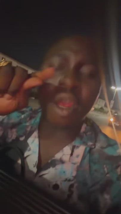 Makeup artist AlvinOfLagos calls out airport taxi drivers for charging 50k for transport from airpor...