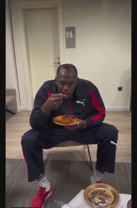 Usain Bolt After eating Nigerian Jollof rice