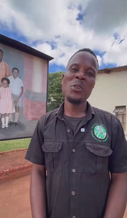 The First President Of Zambia Adopted a Nigerian.

~ Ghanaian 🇬🇭 YouTuber revealed