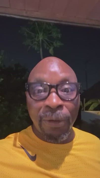 Isaac Fayose has called on Sowore to make peace between Verydarkman and Blord