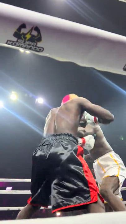 Boxing fight between Portable and Carter Efe