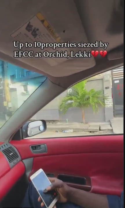 Man shows houses sealed by EFCC in Lekki Lagos State