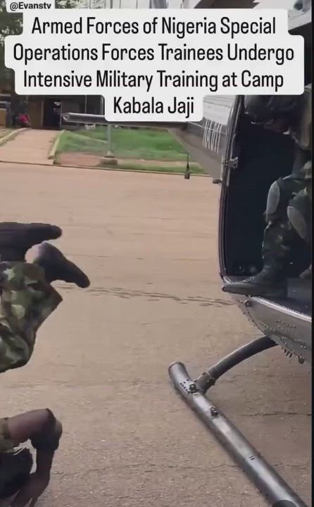 Nigerians react to Nigeria Army special squad training video