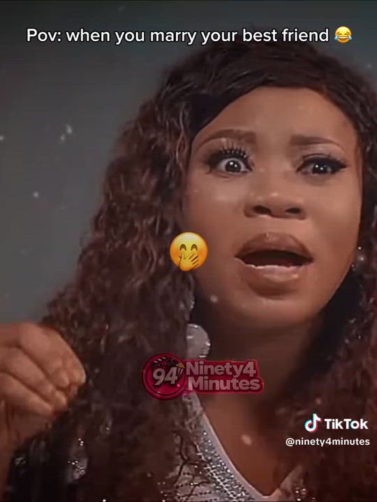 Those werey still nack there self for there oo 😂😂
Na so marriage suppose be 😂