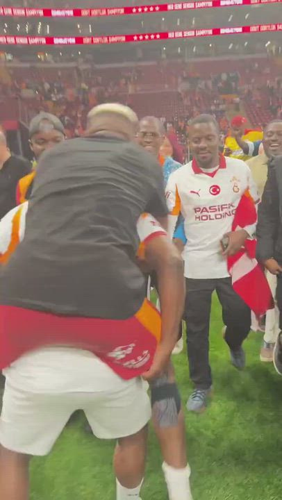 Tunde Ednut and VeryDarkMan in turkey to celebrate Victor Osimhen as they won Turkish league.
