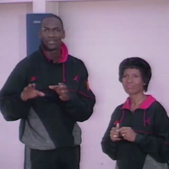 #NBA reshared this iconic moment of Michael Jordan and his mom Doloris Jordan on the 1988 ABC Mother...