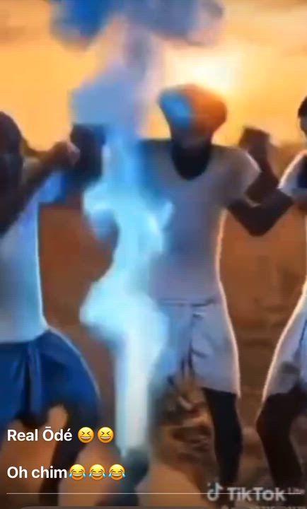 Good evening great people of LekeeLekee how was our day today. This is a very funny 🤣🤣 video but a...