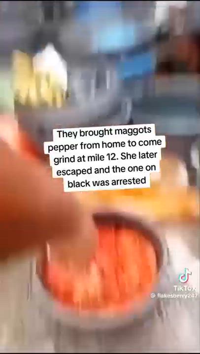 Be careful what you eat- Food vendor advises Nigerians after spottting two women trying to blender m...