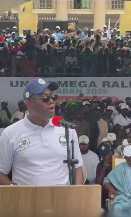 Video of Oyo State Governor Seyi Makinde declaring for the 2027 Nigeria 🇳🇬 presidential race.