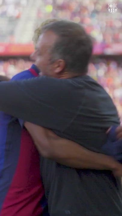 #Barcelona and Hansi Flick have reached an agreement to extend his contract until 30 June 2028 with...