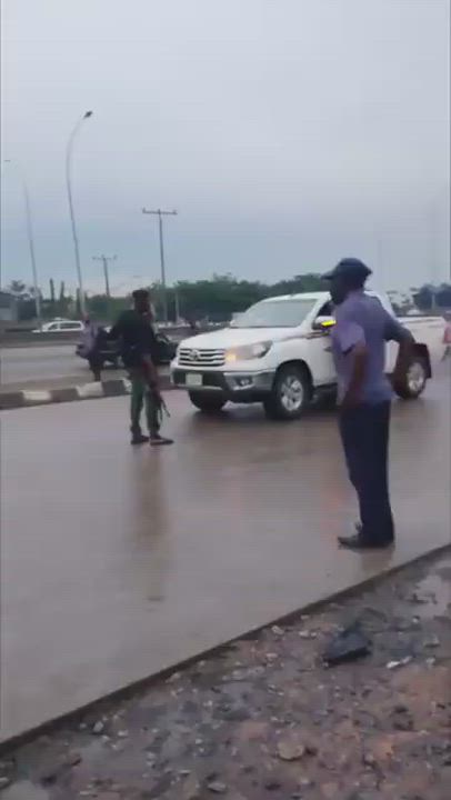 A video showing a police officer doing the needful when a man deliberately passed one way. This is v...