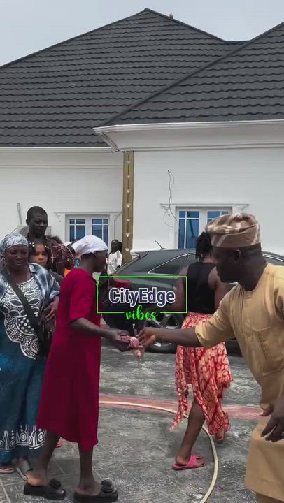 Baale of Ajah shares Eid meat with people in his community