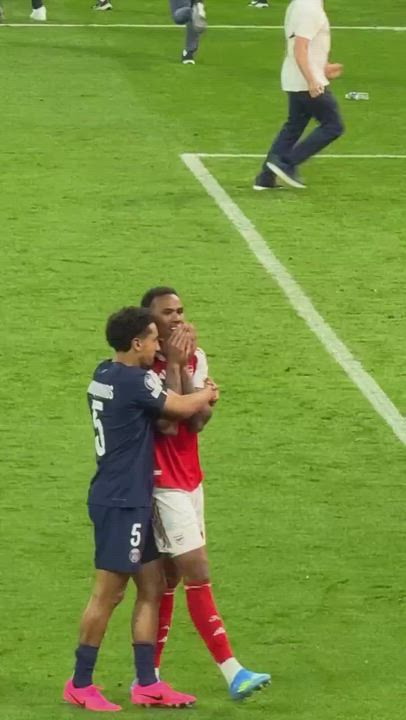 Instead of immediately joining #PSG's celebrations, team captain Marquinhos sought out his Brazil na...