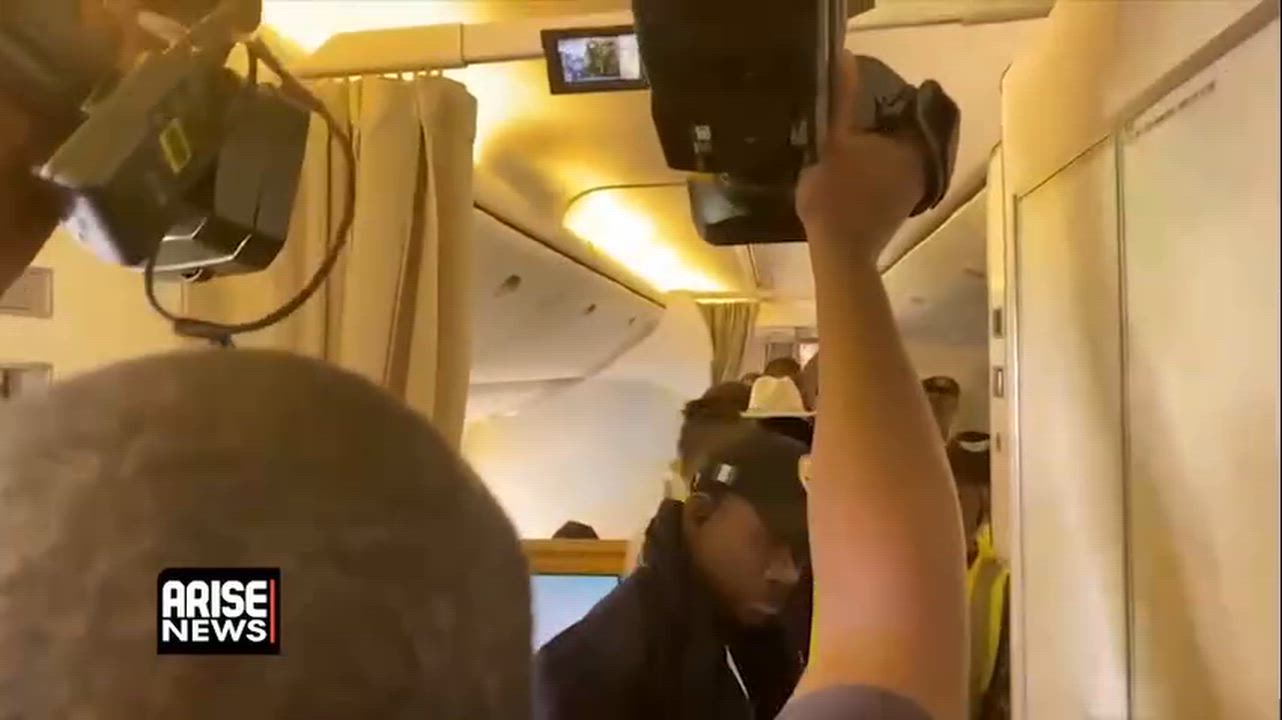 AIR PEACE RETURNS EVACUATED NIGERIANS FROM SOUTH AFRICA

The Air Peace aircraft deployed to evacuate...