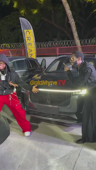 D'banj gifts Carterefe, Trinity &amp; beri tiga brand new car “the Lee car” as he celebrates his bir...