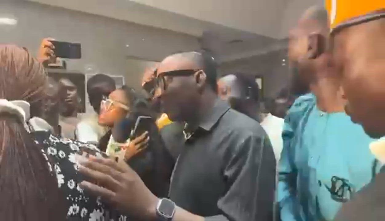 Court Remands Sowore in Kuje Prison

Human rights activist, Omoyele Sowore has been remanded in Kuje...