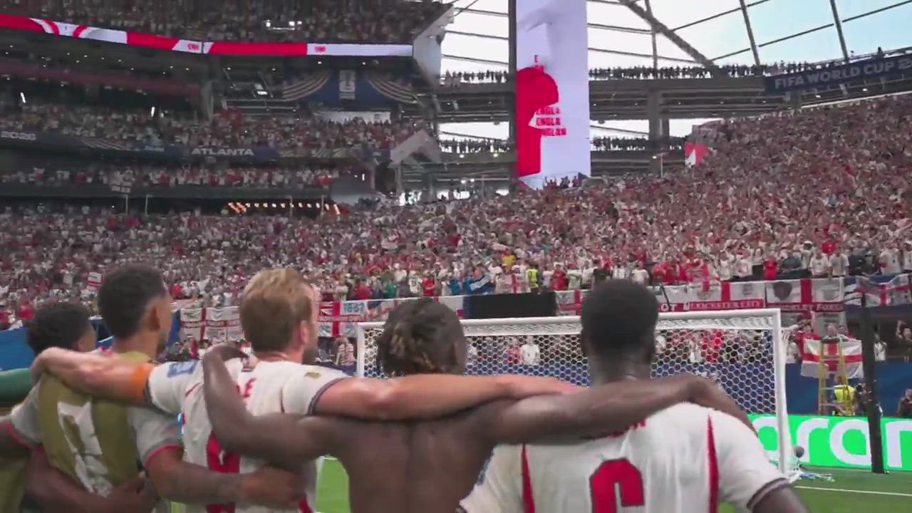 The English players were singing Wonderwall with their fans after advancing to the #FIFAWC2026 Round...