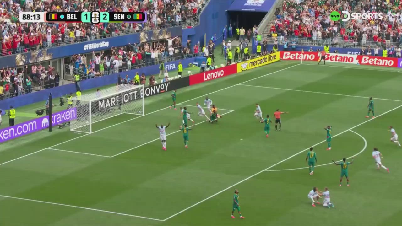 Youri Tielemans scored his FIRST EVER World Cup goal for Belgium🇧🇪, a crucial header that completed...