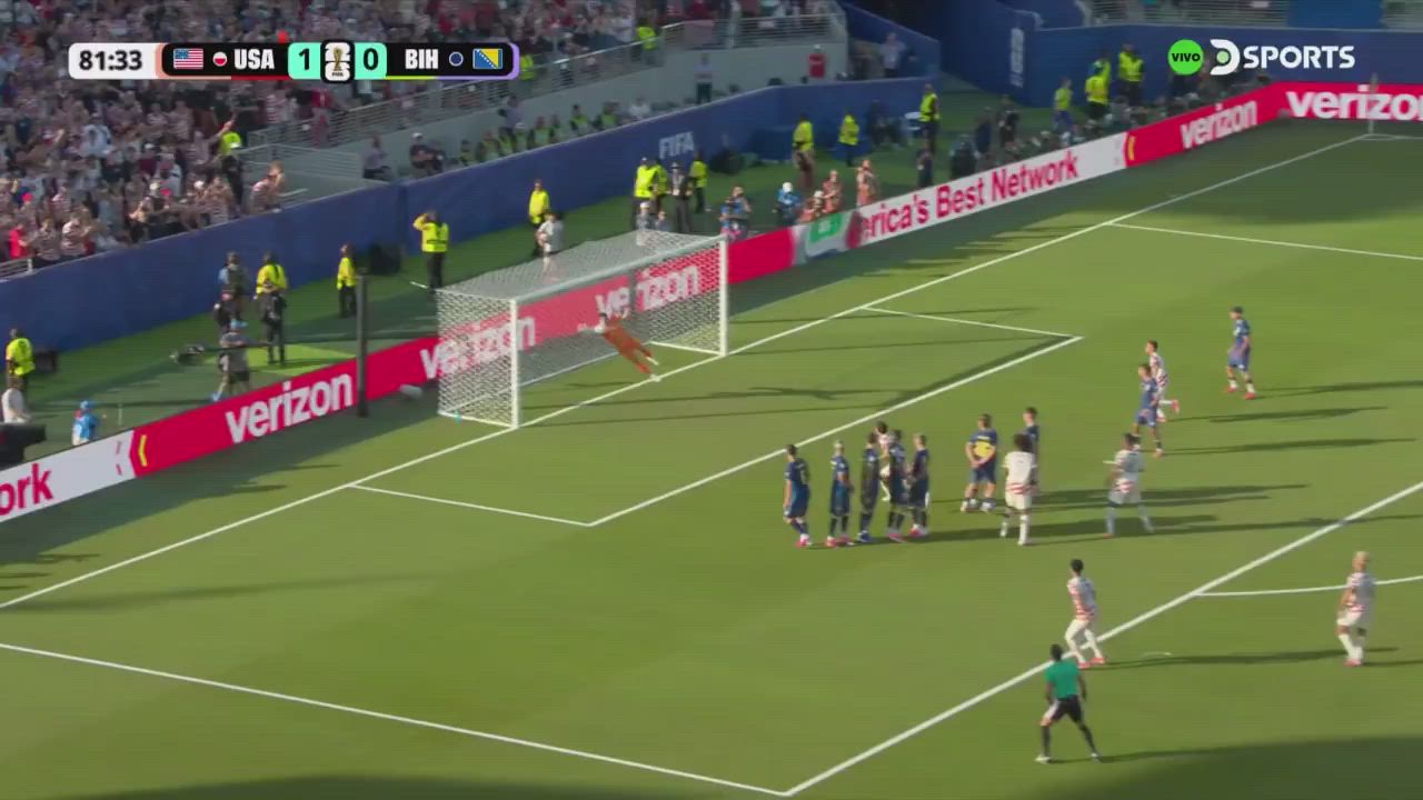 Malik Tillman scored a free kick golazo, his second #FIFAWC2026 goal ⚽🔥

USA's advantage was doubl...