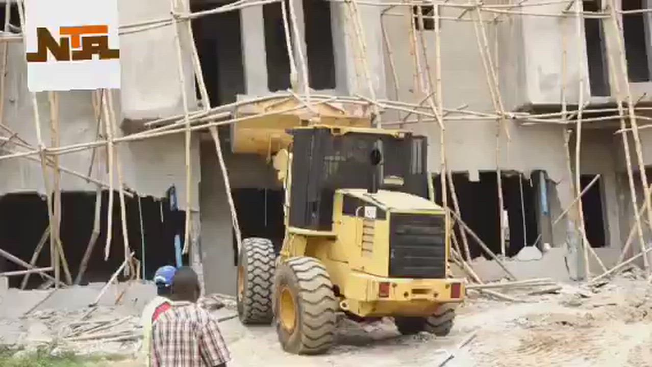 Federal Housing Authority has demolished an estate investment worth billions of naira in Abuja. 
Sta...