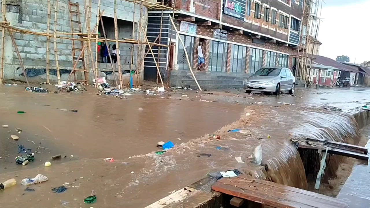 One of the major challenges facing our country is waste management. Despite the provision of bins, m...