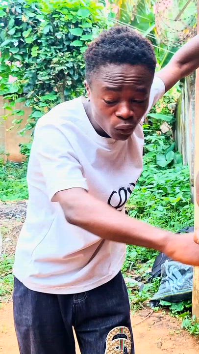 ANYBODY WEY MOTIVATE ME NOW GO GET SERIOUS ISSUES WITH ME 🤨🤨
#LekeeLekeeFamily  #LekeeLekee #Trend...