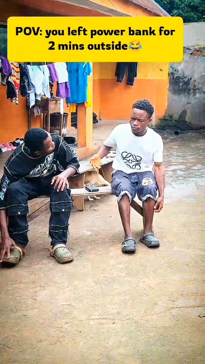 when u forget ur power bank outside for 2mins🤣🤣🤣 u go cry 
guys watch to the end....

#LekeeLekee...
