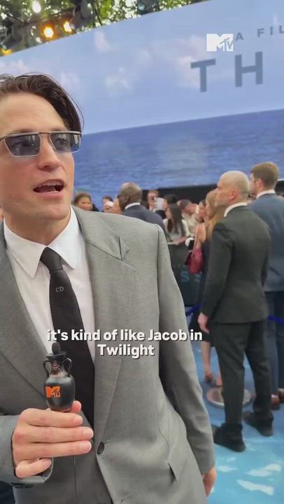 Robert Pattinson on how funny it was to play Antinous, a character no one is rooting for in THE ODYS...