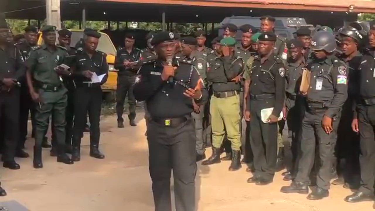 "It is better to allow arm-robber to ascape than to kill one innocent person" -IGP Disu 

#The Warde...