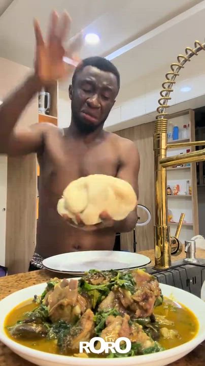 No use food Play for August ooh #LekeeLekee